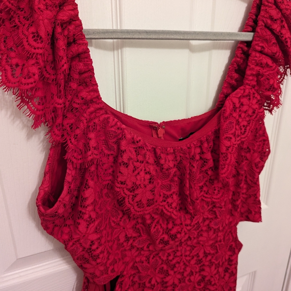 LACE SIDE CUTOUT RUFFLE DRESS - Picture 6 of 6